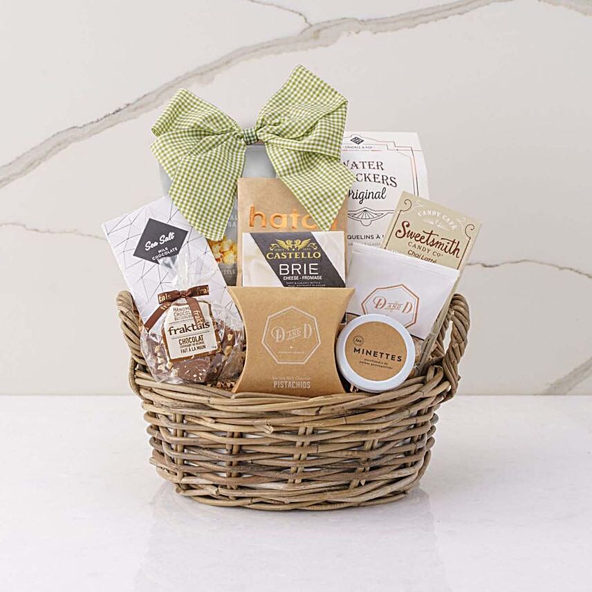 Avenue Hamper