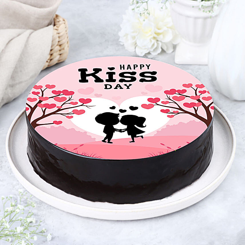Kiss Day Special Chocolate Cake