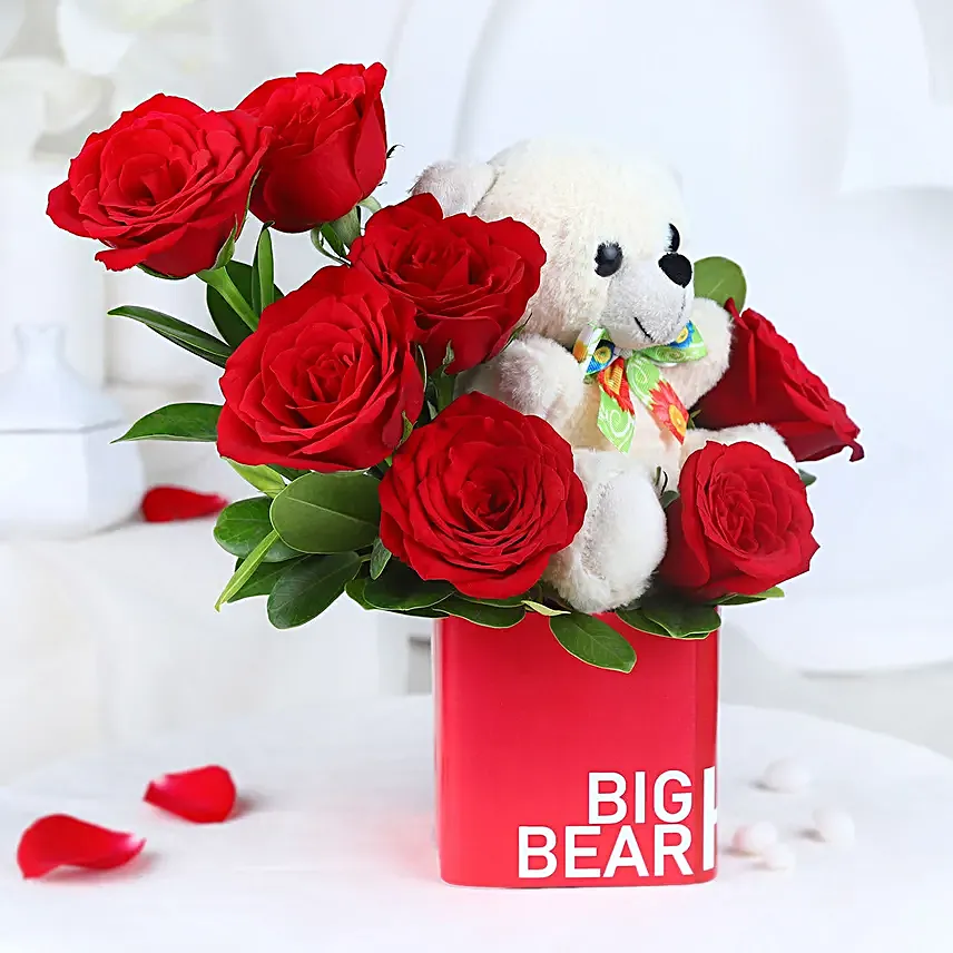 Big Bear Hug Rosey Valentine Vase