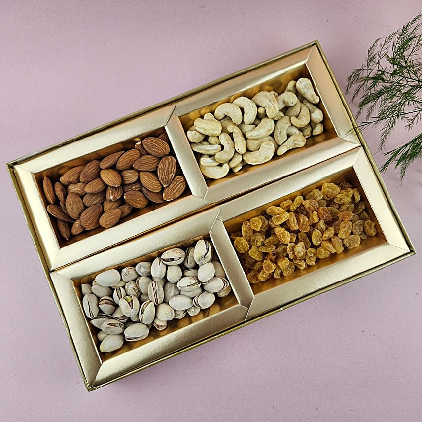 Dry fruits celebration box