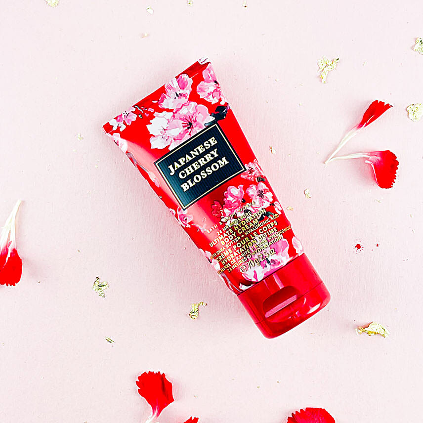 Sparkling Wine N Cherry Blossom Bodycare Kit For Sister