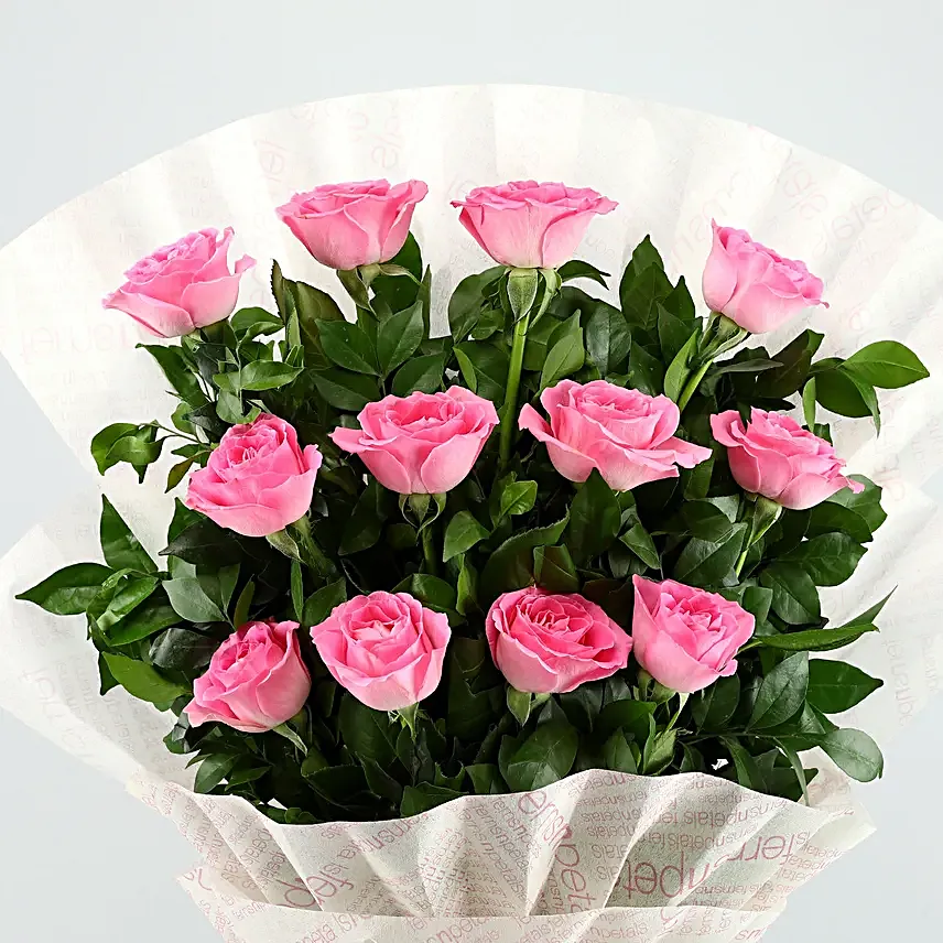 Sweet Memories Pink Roses Bouquet Chocolate Cake