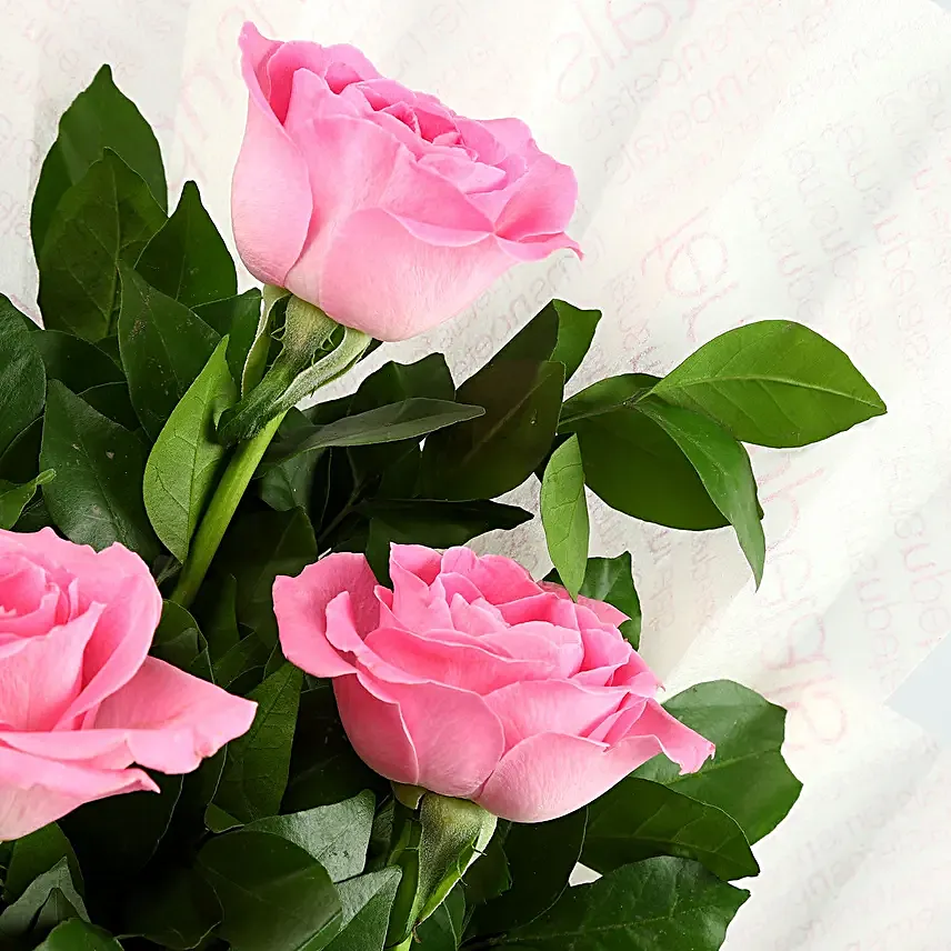 Sweet Memories Pink Roses Bouquet Chocolate Cake