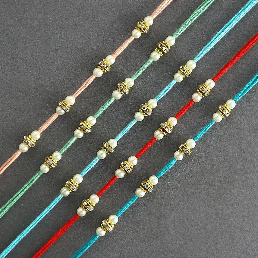 Understated Elegance Rakhi Bundle Set N Ferrero Delight
