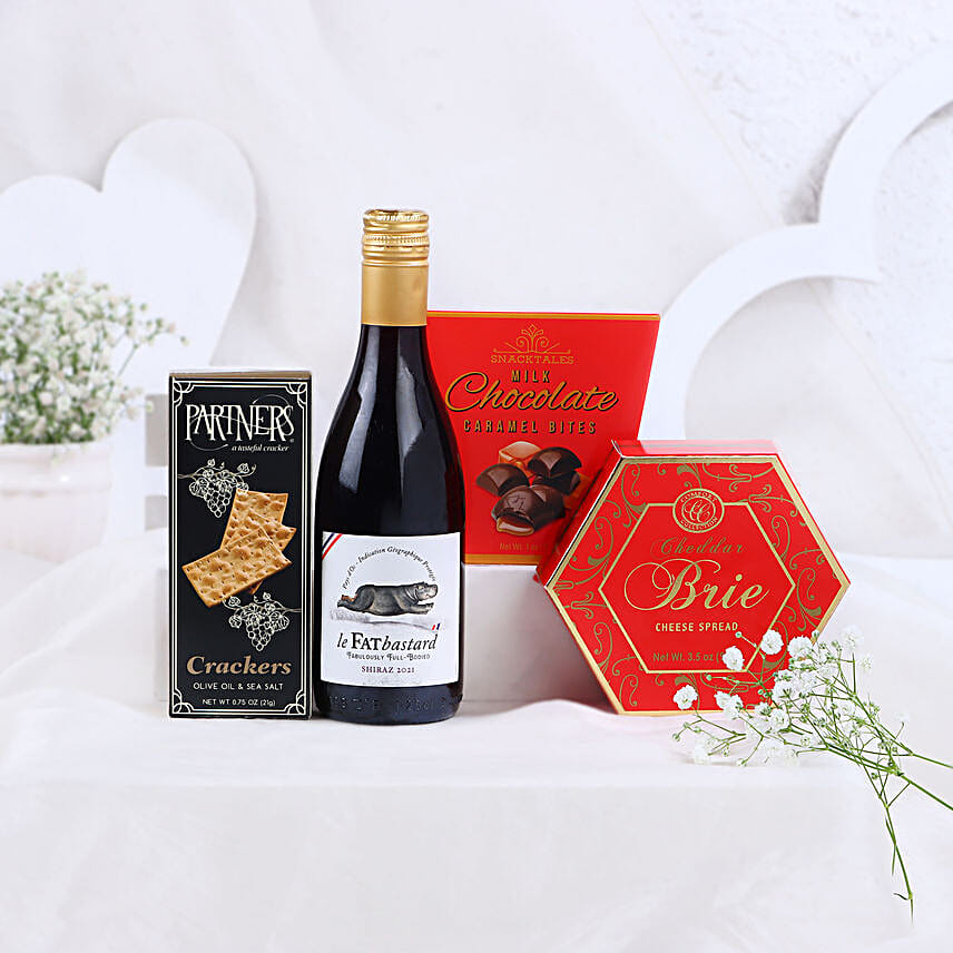 Valentine Cheese N Wine Gift Bundle