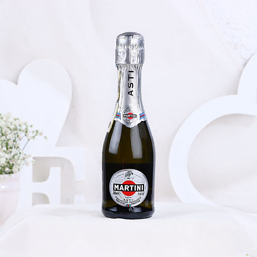 Valentine Special Wine N Sweets Gift Bundle