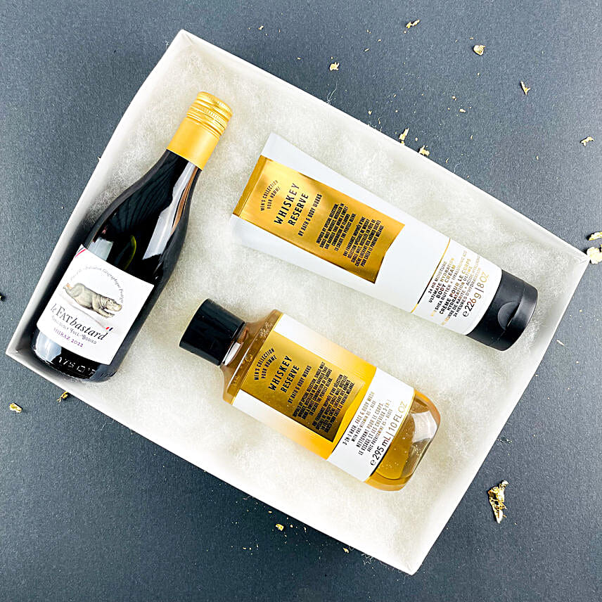 Wine N Luxe Grooming Kit For Sister