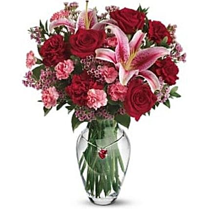 Mesmerising Red And Pink Flowers Bouquet