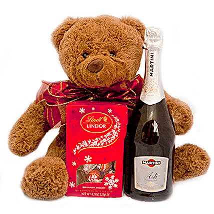 Signs of Affection:Send Teddy Day Gifts to Canada