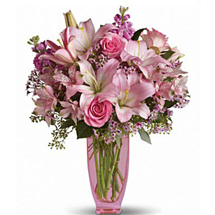 Pretty Pink:Flower Arrangements in Canada