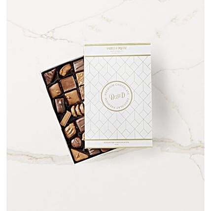 Heavenly Bites Medium Box:Send Chocolate to Canada