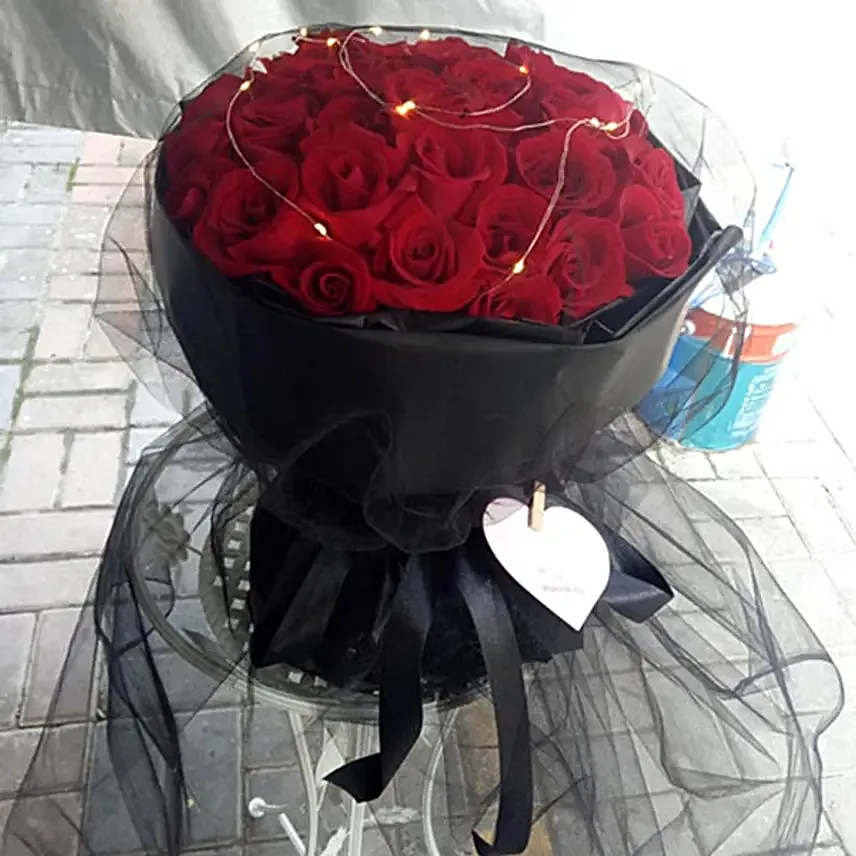 Red Roses Bouquet For Christmas