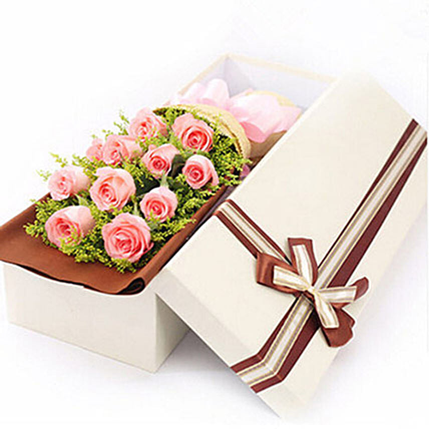 11 Pink Roses Box Arrangement
