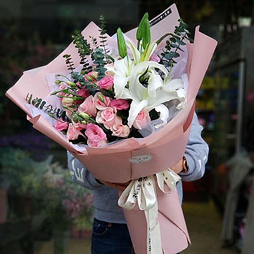 Great Wishes Rose And Lilies Bouquet