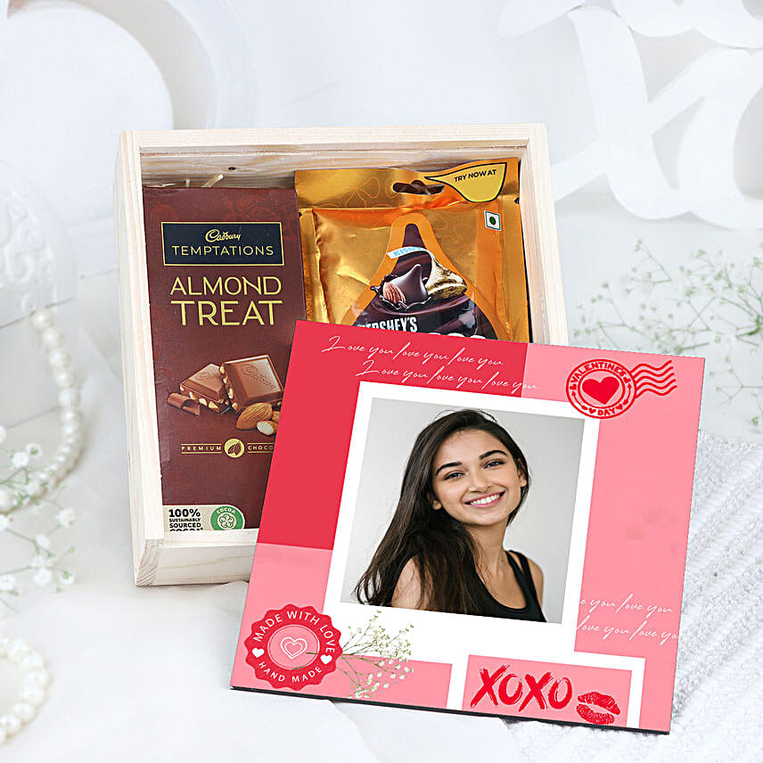 Personalised Sweet Hugs Valentine Hamper