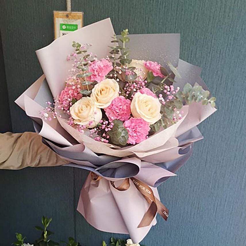 Truly Sincere Carnations And Rose Bouquet
