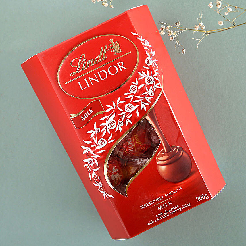 Red Gemstone Mauli Rakhi N Lindt Chocolate Combo