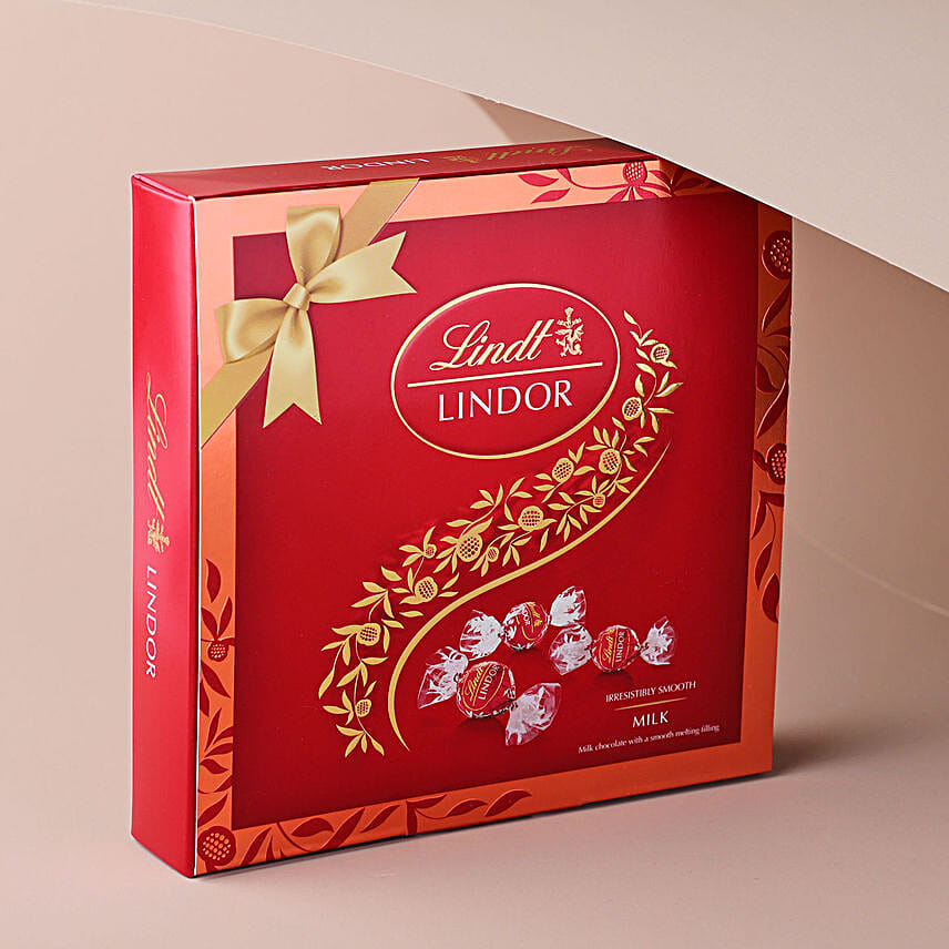 Sustainable Bhaiya Bhabhi Rakhi Set N Lindt Chocolate Combo