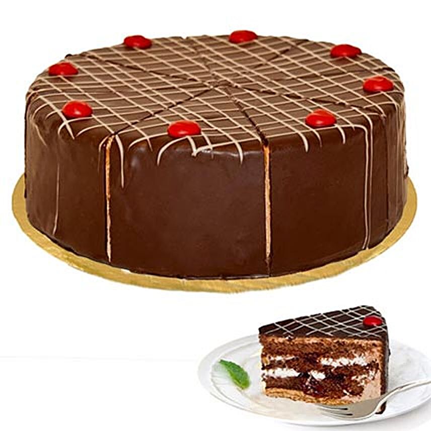 Dessert Blackforest Cherry Cake:Birthday Gift Delivery Germany