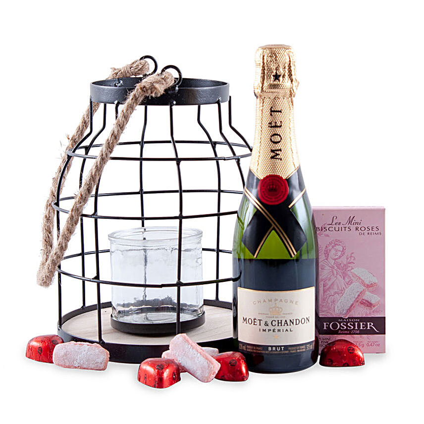 Candlelight Romance with Moet Champagne