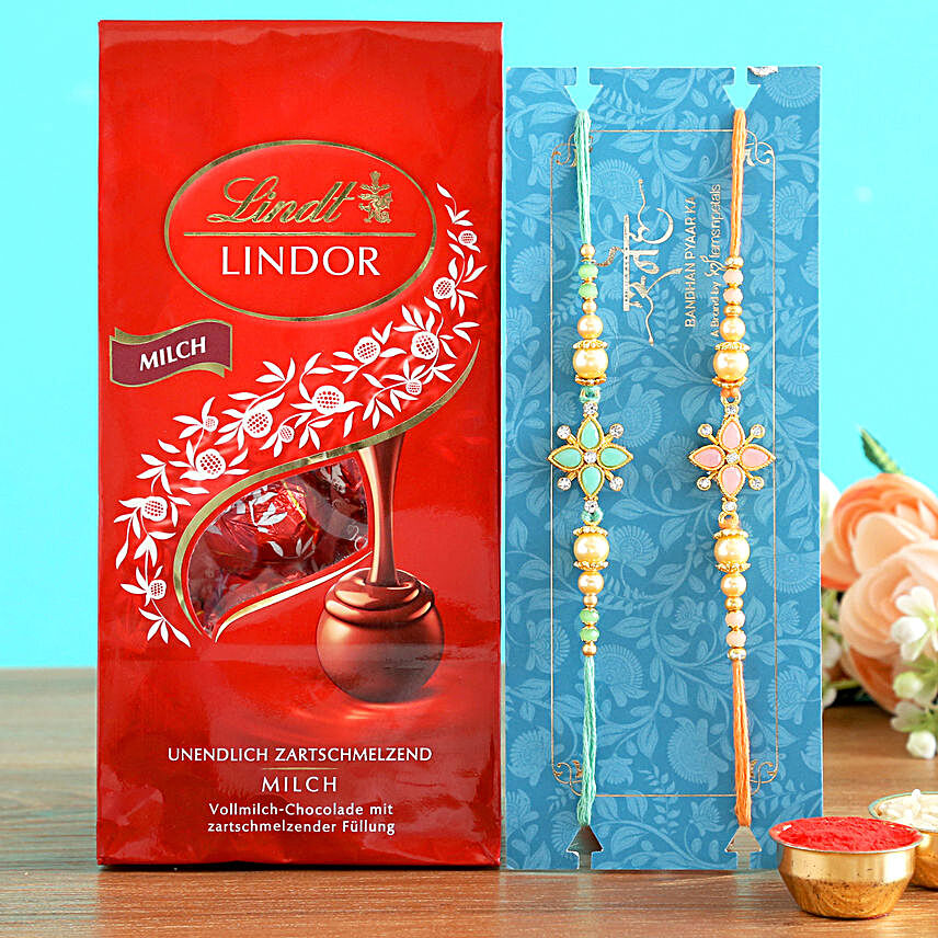 2 Floral Stone Rakhis And Lindt Lindor Milch Chocolates