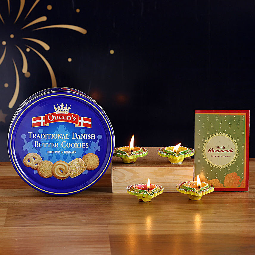 Set O 4 Multicoloured Diyas And Danish Butter Cookies