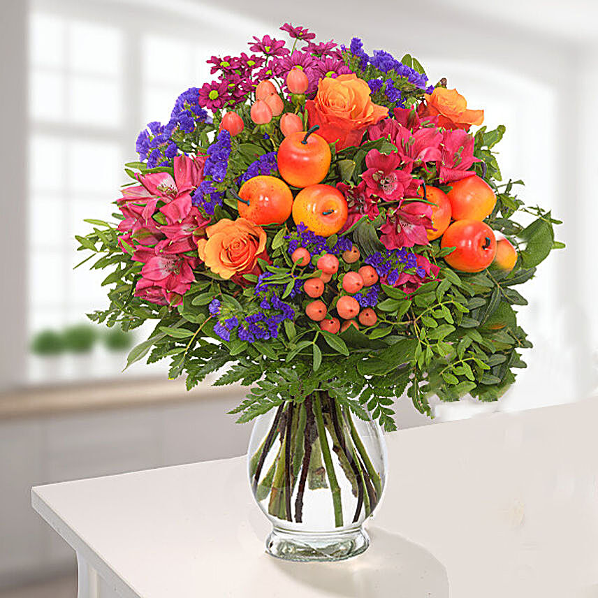 Heavenly Mixed Flowers With Free Vase & Chocolates