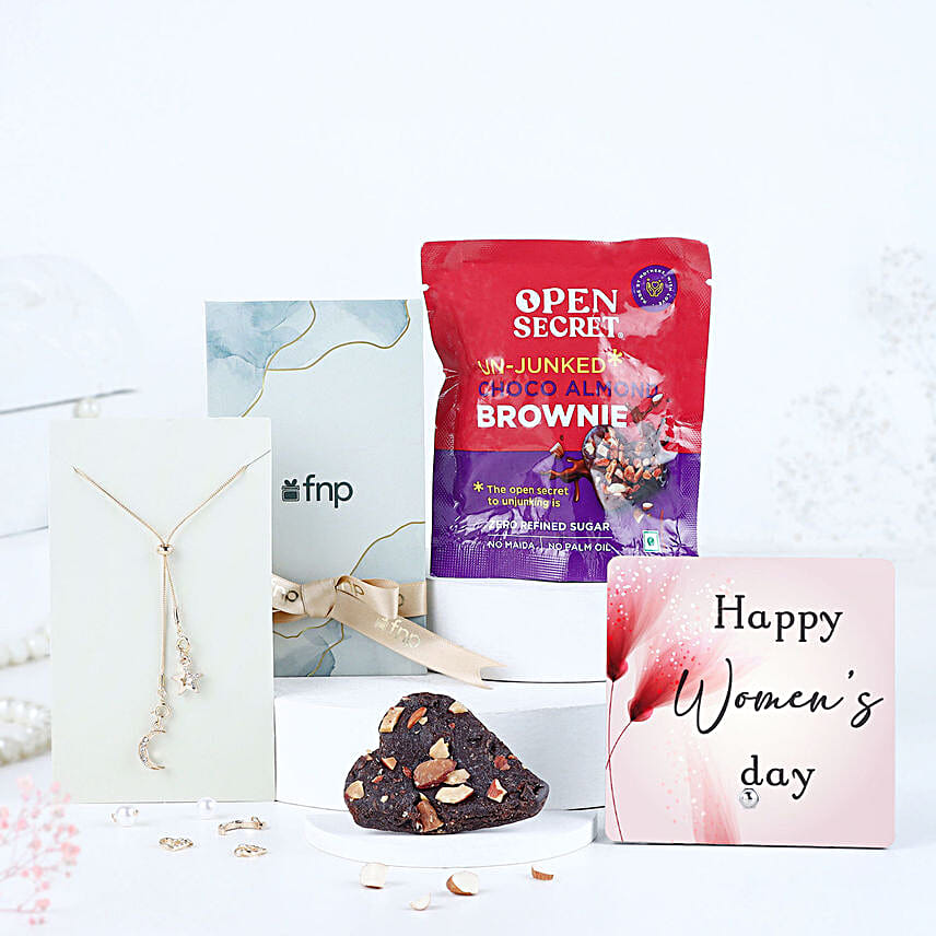Womans Day Delight Combo