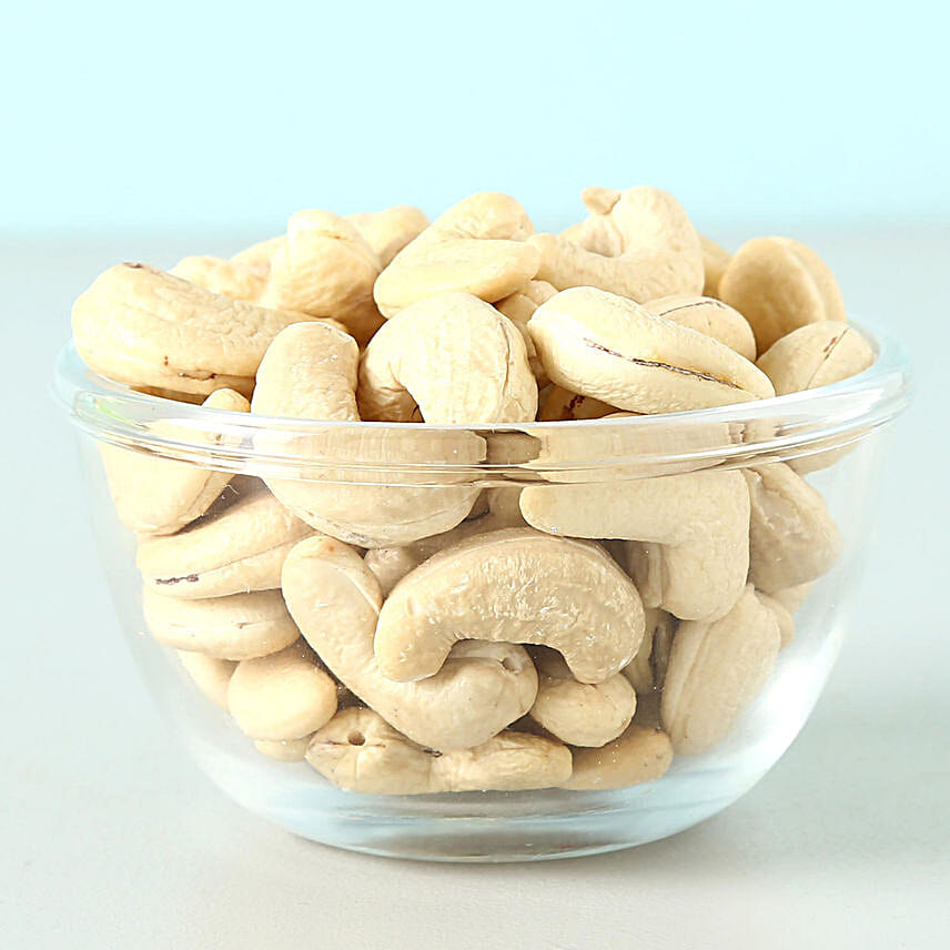 English Veera Rakhi With Almonds And Cashew