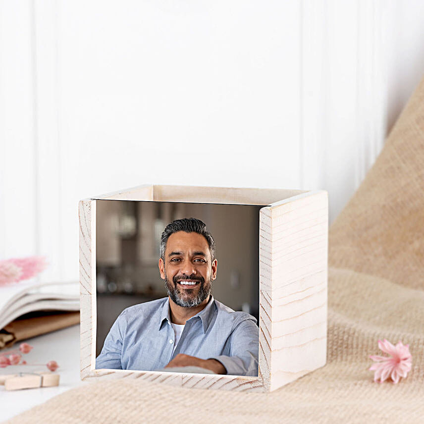 Wooden Personalised Pen Stand