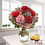 Herzenswarme Flower Bouquet Vase And Chocolates