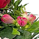 Flower Arrangement Herzenswunsch With Vase Und Ferrero Raffaello