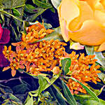 Absolute Harmony Red N Orange Roses With Free Vase