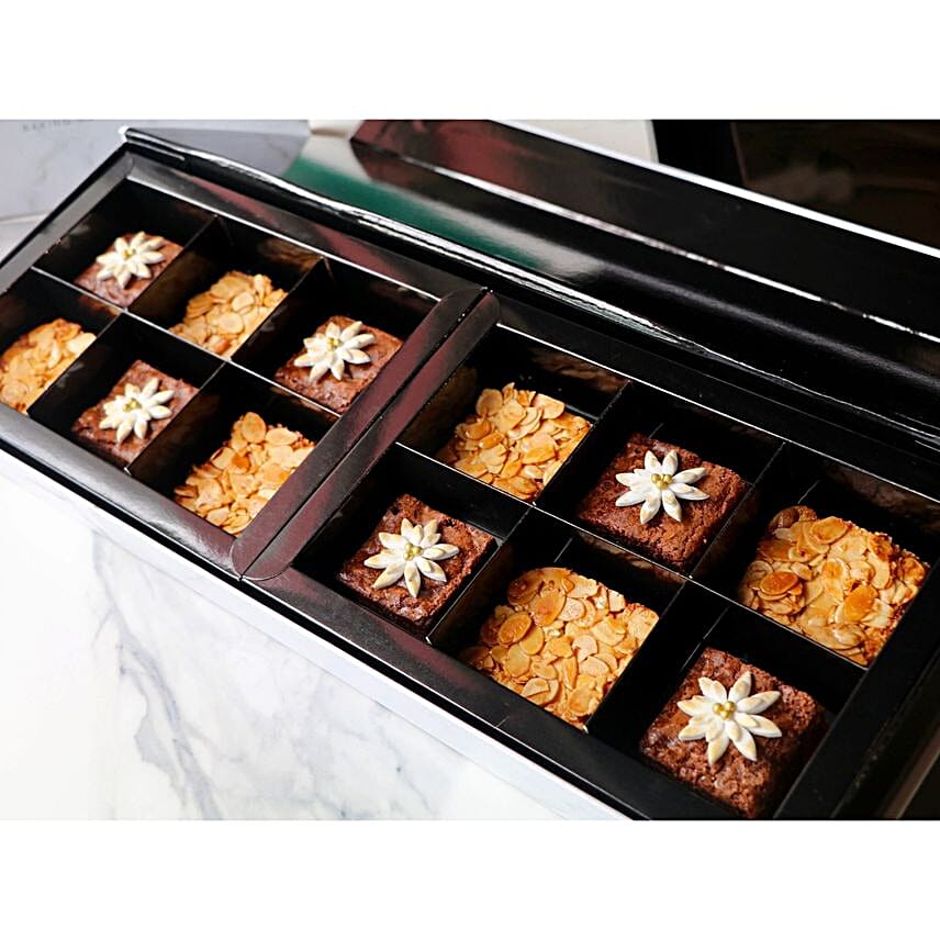 Assorted Eggless Chocolate Brownies 12 Pcs