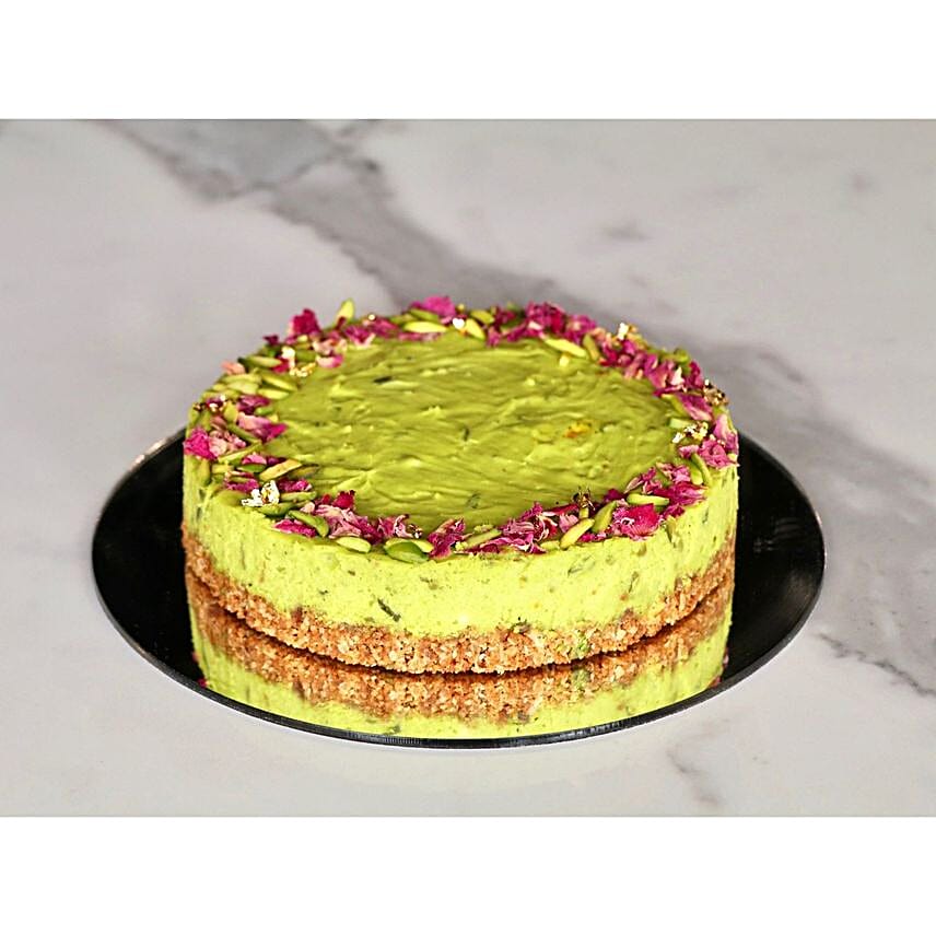 Eggless Pistachio Cheesecake