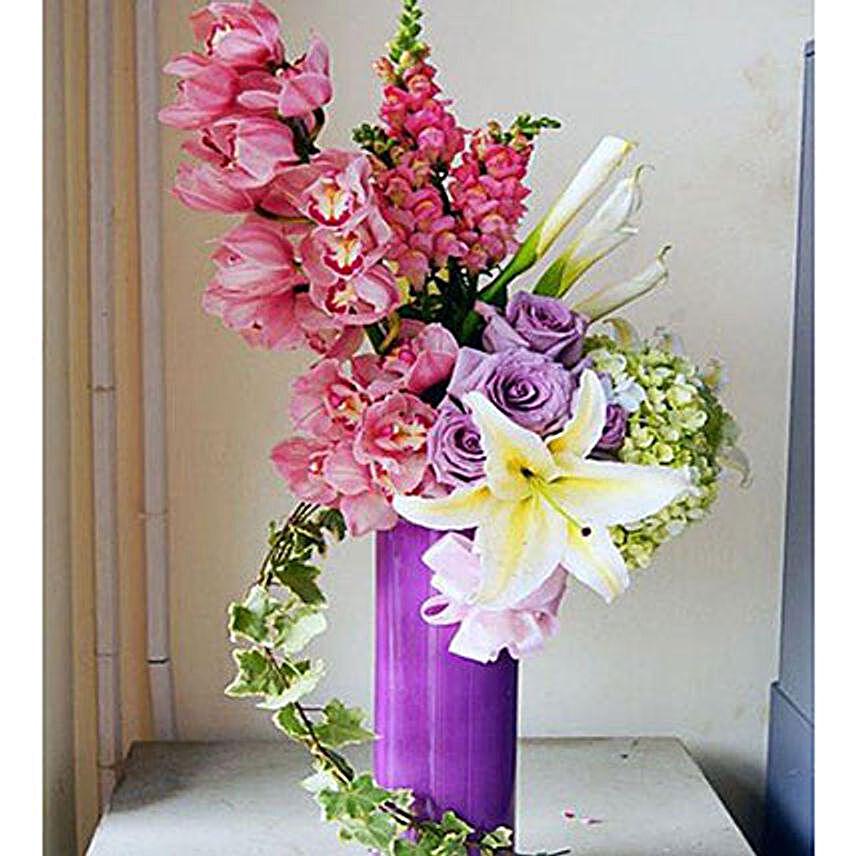 Mixed Flowers Glass Vase Arrangement:Roses to Indonesia