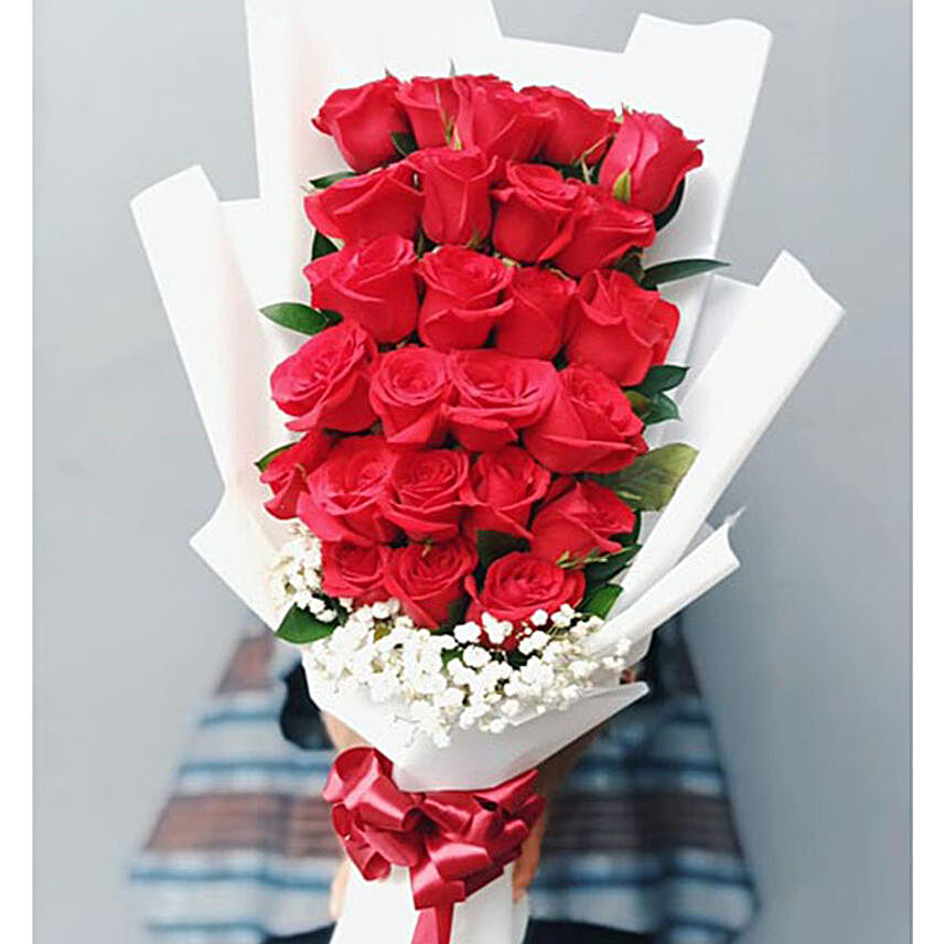 Luxurious Roses Bouquet