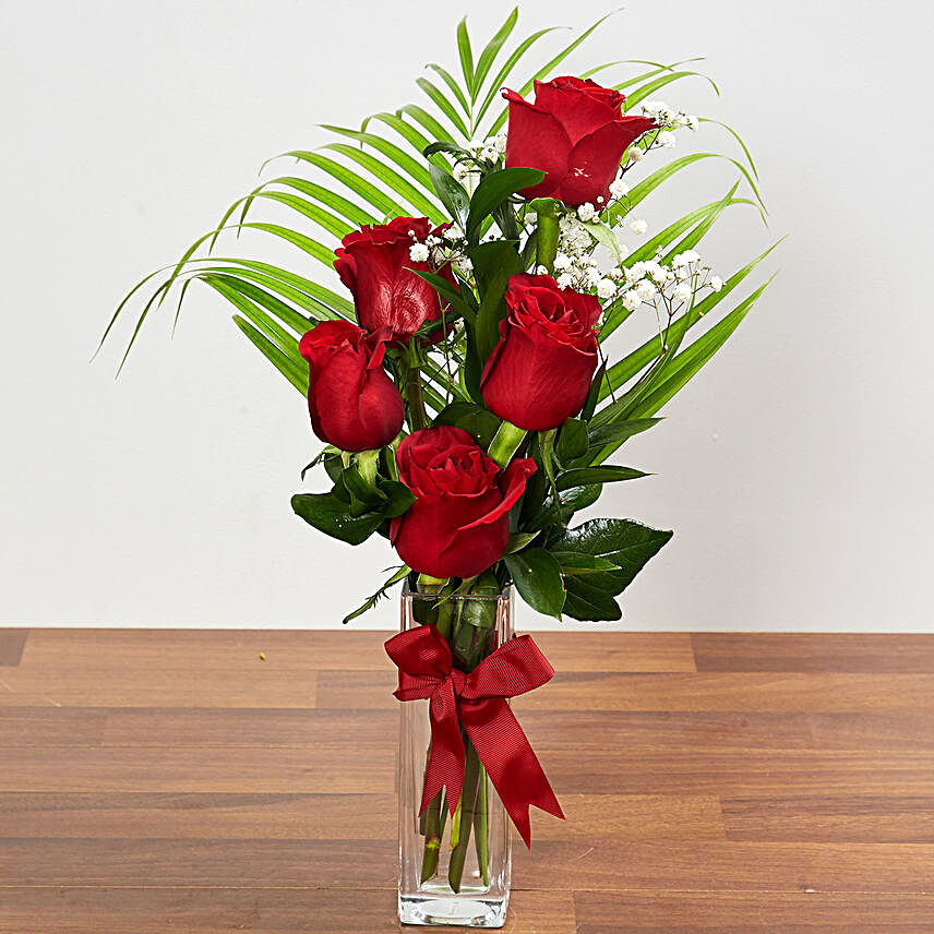 5 Beautiful Red Rose Arrangement
