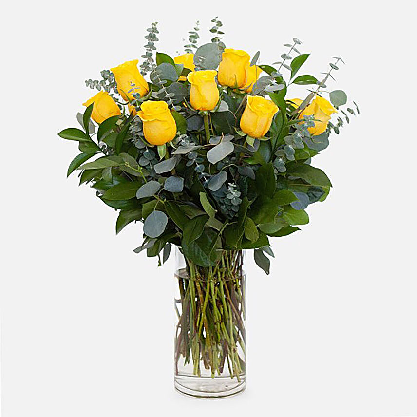 Bunch Of 12 Yellow Roses Glass Vase Arrangement:Send Roses to Indonesia