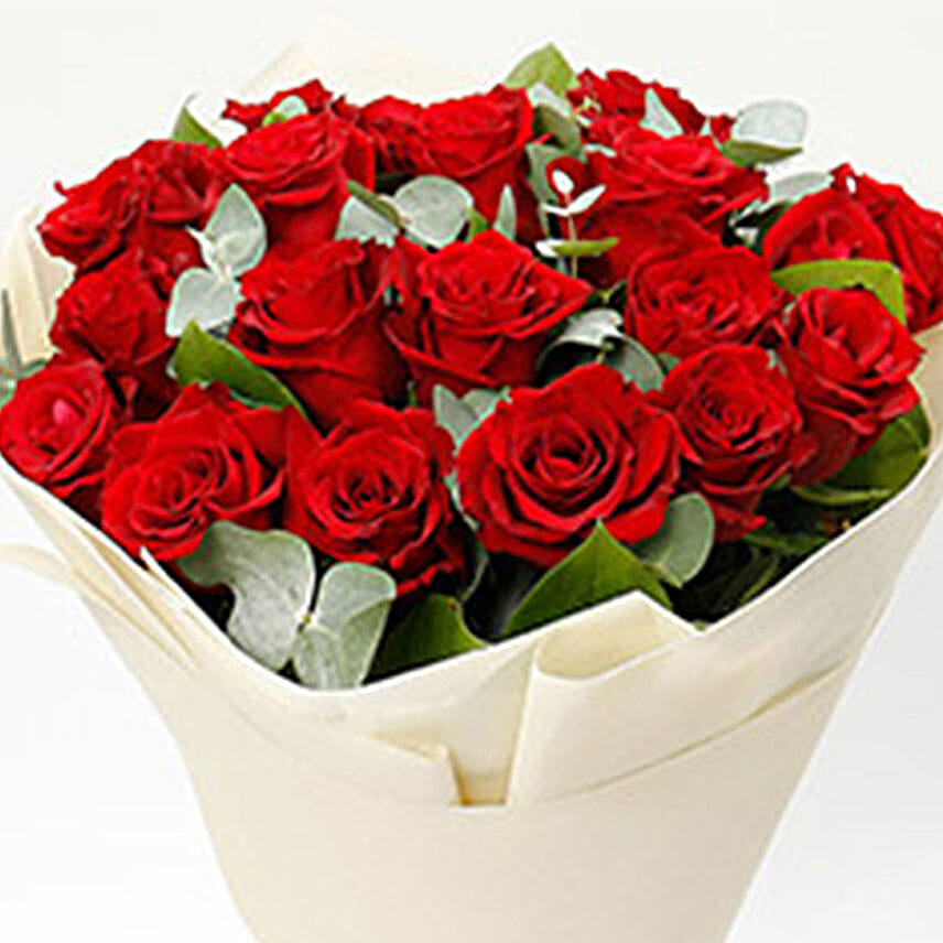 20 Red Roses Bouquet With Teddy Cake