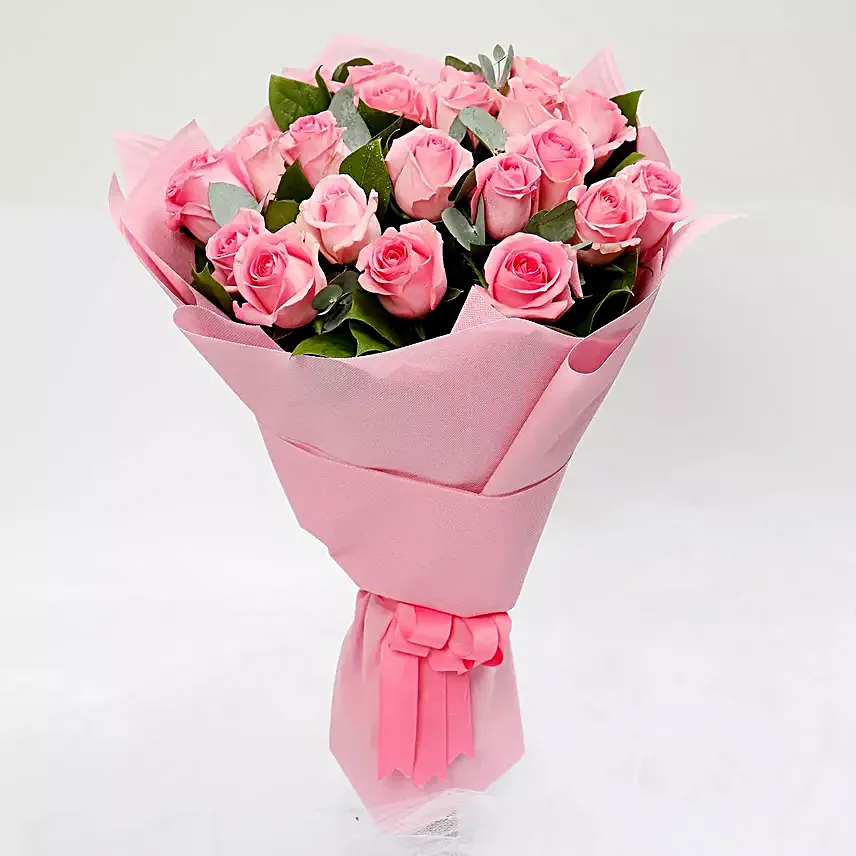 Black Forest Cake And Pink Rose Bouquet
