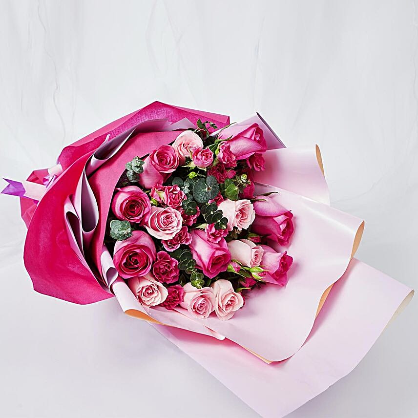 Magnificent Mixed Roses Wrapped Bouquet