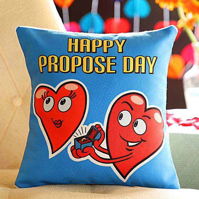 Proposing Hearts Cushion kuwait Gift Proposing Hearts Cushion FNP