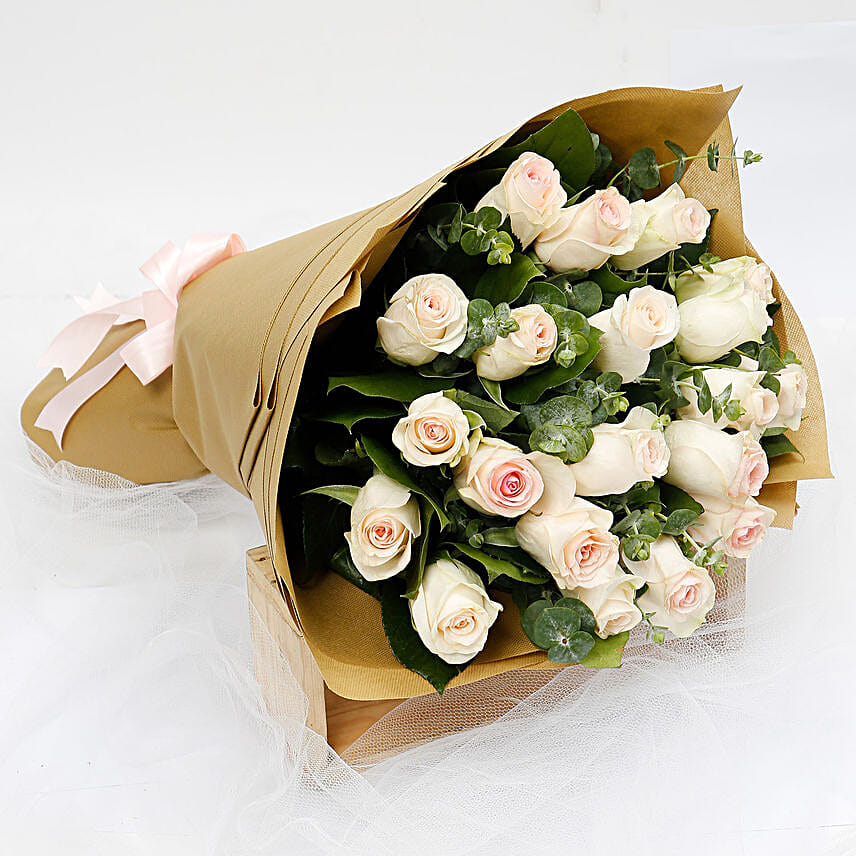 Lovely Peach Rose Bouquet