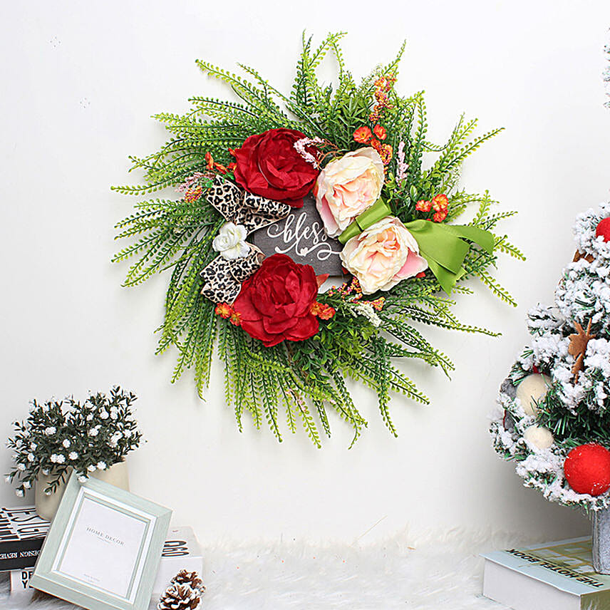 Christmas Elegance Wreath Charm