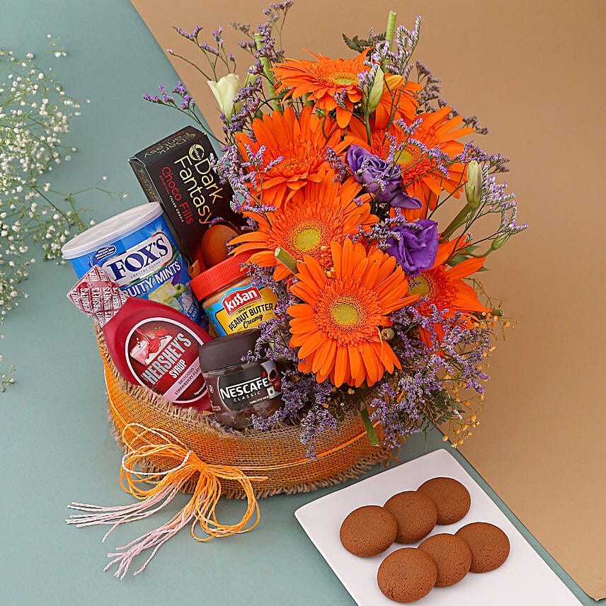 Irresistible Treats N Flowers Gift Hamper