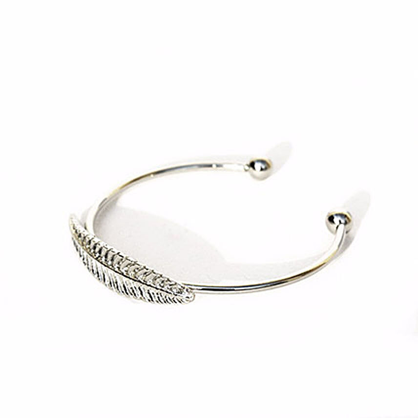 Elegant Single Leaf Silver Bracelet