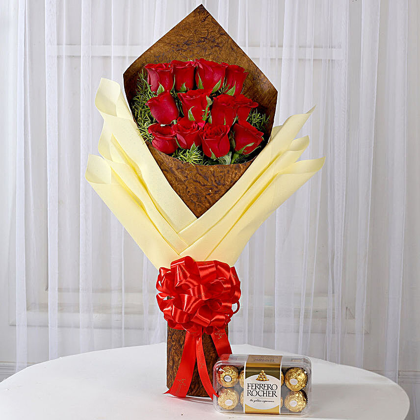 Bouquet of 12 Red Roses & Ferrero Rocher