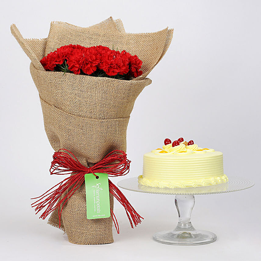 10 Red Carnations & Butterscotch Cake