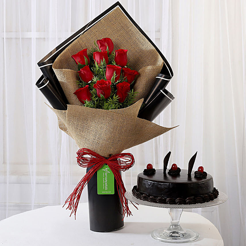 Red Roses Bouquet and Truffle Cake Online